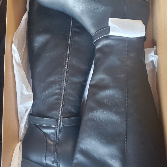 Knee High Boots - Picture 2 of 8